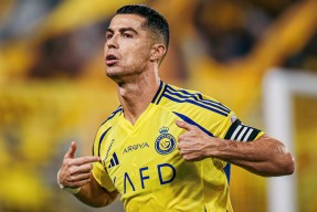 包含C罗官方宣布爆冷新规，IG引发争议！上演精彩一战的词条体育官方应用